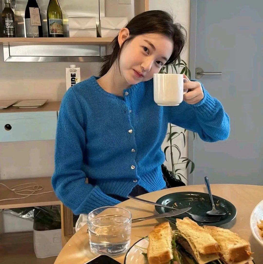 驼背人与舞女